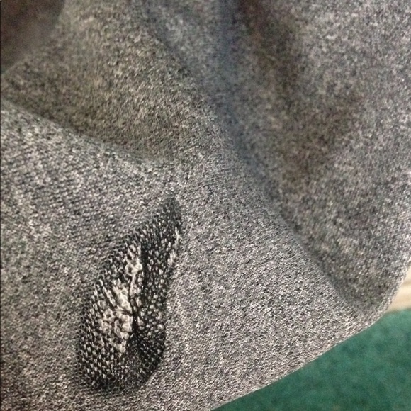 Auburn Tigers Ladies Long Sleeve Pullover - Picture 4 of 5